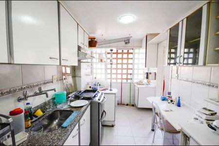 Apartamento para alugar com 83m², 2 quartos e 1 vaga Apartamento para alugar com 83m², 2 quartos e 1 vagaCozinha