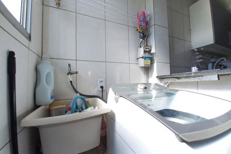 Apartamento à venda com 72m², 3 quartos e 1 vagaÁrea de Serviço