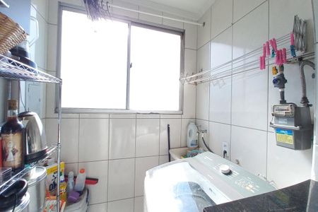 Apartamento à venda com 72m², 3 quartos e 1 vagaÁrea de Serviço