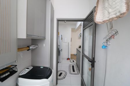Apartamento à venda com 87m², 3 quartos e 1 vagaÁrea de Serviço