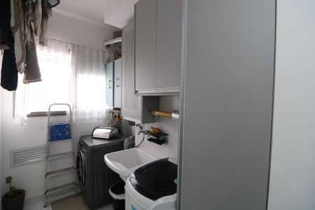 Apartamento à venda com 87m², 3 quartos e 1 vagaÁrea de Serviço