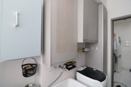 Apartamento à venda com 87m², 3 quartos e 1 vagaÁrea de Serviço