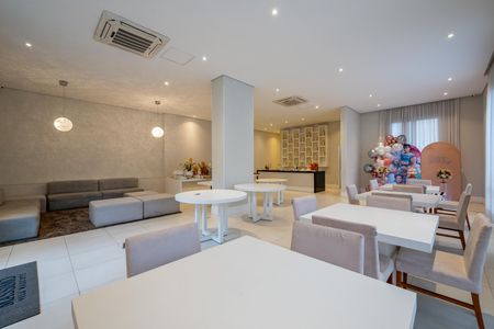 Apartamento à venda com 83m², 2 quartos e 2 vagasÁrea comum 