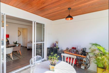 Apartamento à venda com 105m², 3 quartos e 2 vagasVaranda Gourmet