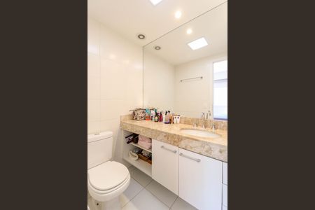 Apartamento à venda com 105m², 3 quartos e 2 vagasBanheiro da Suíte