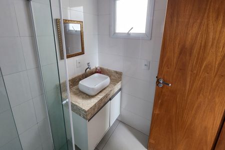 Apartamento para alugar com 80m², 2 quartos e sem vagaBanheiro da Suíte