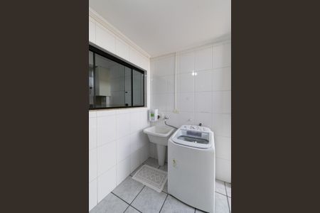 Casa à venda com 145m², 3 quartos e 1 vagaÁrea de Serviço