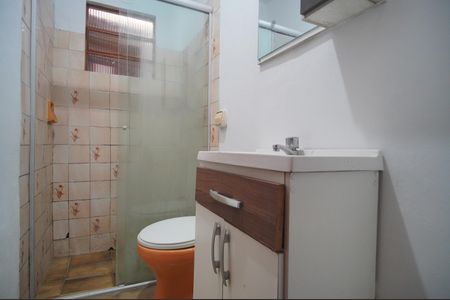 Casa à venda com 148m², 4 quartos e 4 vagasBanheiro 2