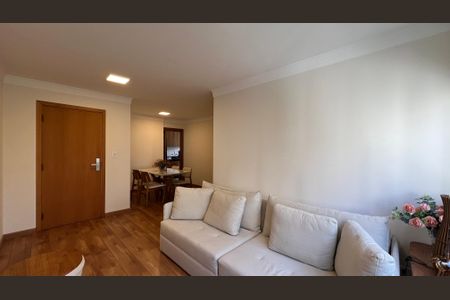 Apartamento à venda com 70m², 2 quartos e 1 vaga Apartamento à venda com 70m², 2 quartos e 1 vagaSala