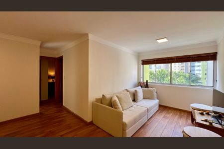 Apartamento à venda com 70m², 2 quartos e 1 vaga Apartamento à venda com 70m², 2 quartos e 1 vagaSala