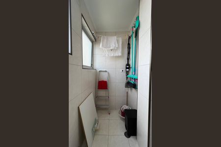 Apartamento à venda com 70m², 2 quartos e 1 vaga Apartamento à venda com 70m², 2 quartos e 1 vagaÁrea de Serviço