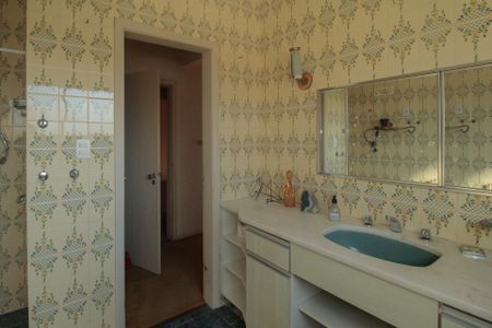 Apartamento à venda com 204m², 4 quartos e 2 vagasBanheiro da Suíte 