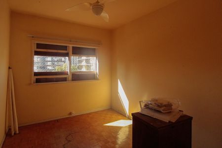 Apartamento à venda com 204m², 4 quartos e 2 vagasQuarto 1