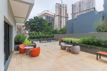 Studio à venda com 28m², 1 quarto e sem vaga Studio à venda com 28m², 1 quarto e sem vagaÁrea comum