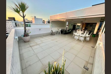 Apartamento à venda com 320m², 5 quartos e 4 vagasCobertura