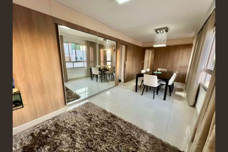 Apartamento à venda com 320m², 5 quartos e 4 vagasSala