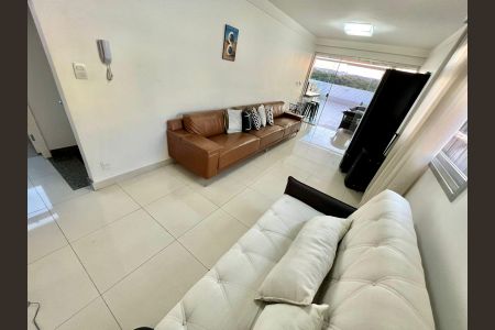 Apartamento à venda com 320m², 5 quartos e 4 vagasCobertura - Sala piso superior