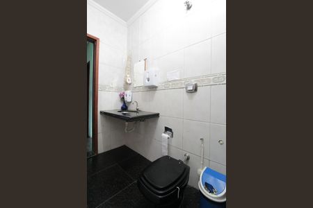 Casa à venda com 516m², 5 quartos e 5 vagasCasa 2 | Banheiro