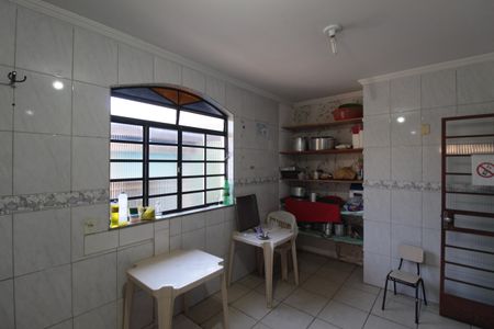 Casa à venda com 516m², 5 quartos e 5 vagasCasa 2 | Cozinha