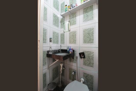 Casa à venda com 516m², 5 quartos e 5 vagasCasa 1 | Banheiro