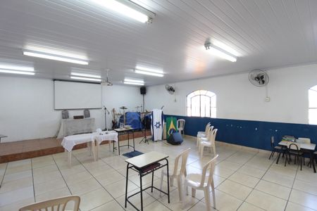 Casa à venda com 516m², 5 quartos e 5 vagasIgreja