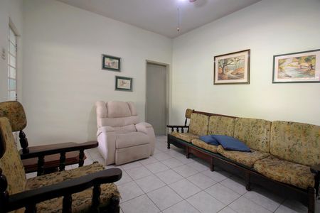 Casa à venda com 400m², 4 quartos e 6 vagasSala