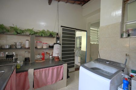 Casa à venda com 400m², 4 quartos e 6 vagasCozinha