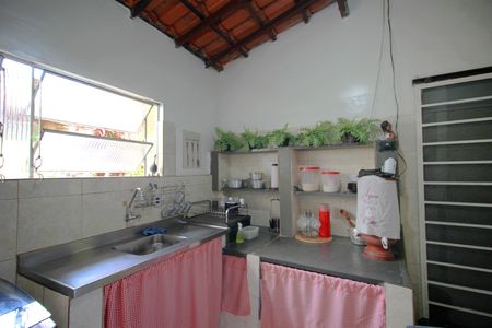 Casa à venda com 400m², 4 quartos e 6 vagasCozinha