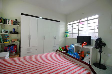 Casa à venda com 400m², 4 quartos e 6 vagasQuarto 1