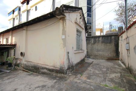 Casa à venda com 400m², 4 quartos e 6 vagasEdícula