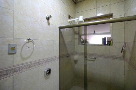 Casa à venda com 400m², 4 quartos e 6 vagasBanheiro Social