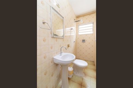 Casa à venda com 120m², 4 quartos e 4 vagasBanheiro 2