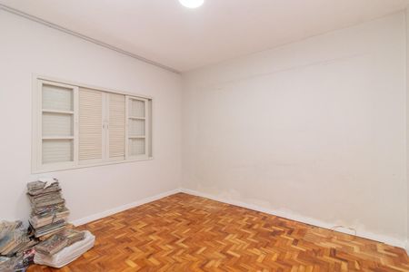 Casa à venda com 120m², 4 quartos e 4 vagasQuarto 1