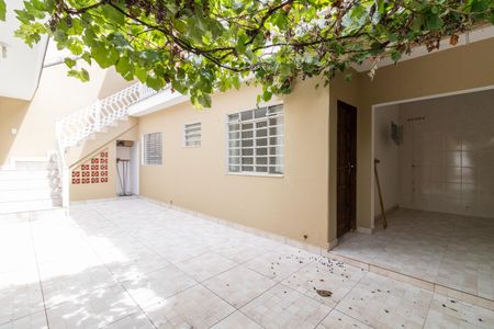 Casa à venda com 120m², 4 quartos e 4 vagasQuintal