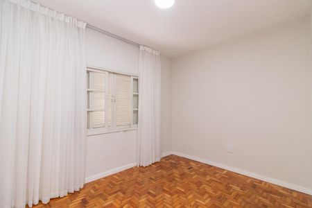 Casa à venda com 120m², 4 quartos e 4 vagasQuarto 3