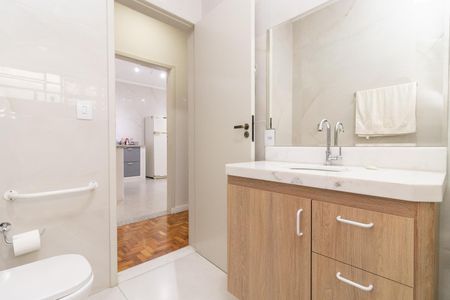 Casa à venda com 120m², 4 quartos e 4 vagasBanheiro