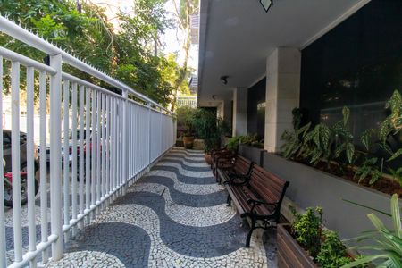 Apartamento à venda com 74m², 3 quartos e sem vagaÁrea comum