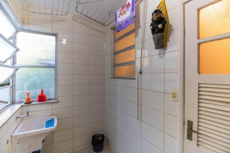 Apartamento à venda com 74m², 3 quartos e sem vagaÁrea de Serviço