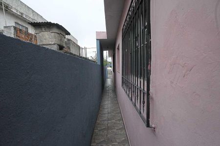 Casa à venda com 150m², 2 quartos e 1 vaga Casa à venda com 150m², 2 quartos e 1 vagaCorredor