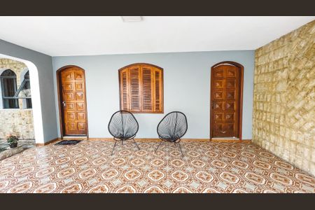 Casa à venda com 180m², 3 quartos e 2 vagasGaragem