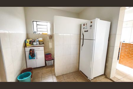 Casa à venda com 180m², 3 quartos e 2 vagasÁrea de Serviço