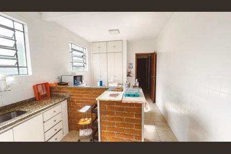 Casa à venda com 180m², 3 quartos e 2 vagasCozinha