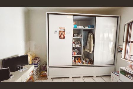 Casa à venda com 180m², 3 quartos e 2 vagasQuarto 1