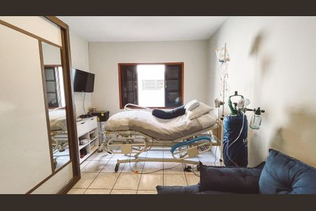 Casa à venda com 180m², 3 quartos e 2 vagasQuarto 2