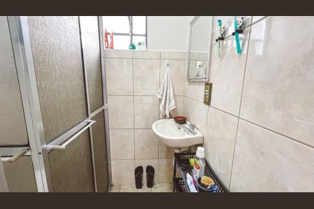 Casa à venda com 180m², 3 quartos e 2 vagasBanheiro Social 2