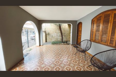 Casa à venda com 180m², 3 quartos e 2 vagasGaragem