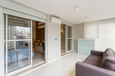 Studio à venda com 54m², 1 quarto e 1 vaga Studio à venda com 54m², 1 quarto e 1 vagaVaranda