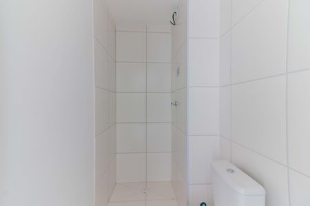Apartamento para alugar com 43m², 2 quartos e sem vaga Apartamento para alugar com 43m², 2 quartos e sem vagaBanheiro