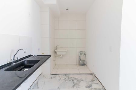 Apartamento para alugar com 43m², 2 quartos e sem vaga Apartamento para alugar com 43m², 2 quartos e sem vagaCozinha e Área de Serviço
