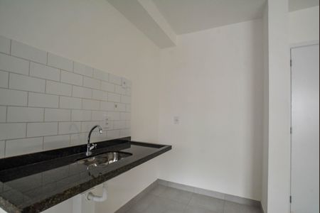 Apartamento à venda com 40m², 1 quarto e 1 vaga Apartamento à venda com 40m², 1 quarto e 1 vagaCozinha e Área de Serviço
